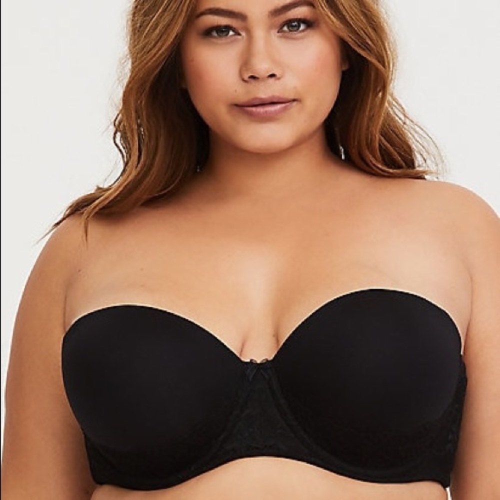 Torrid black bra with removable straps